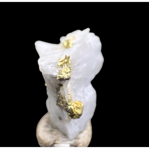 Gold on Quartz - Natural California Gold Specimen in Perky Display Box - #10 - Picture 1 of 4